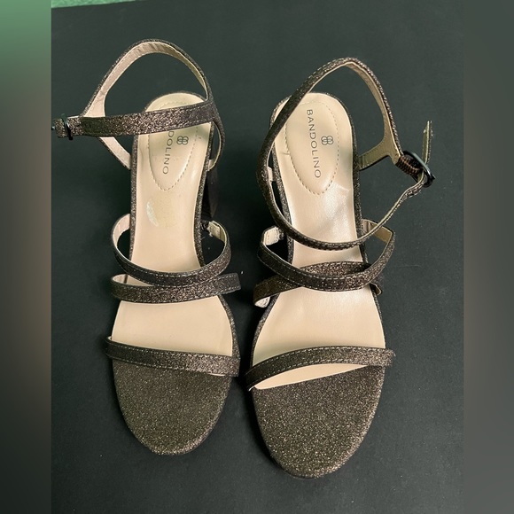 Bandolino Shoes - BANDOLINO GLITTERY SANDALS SIZE 6.5